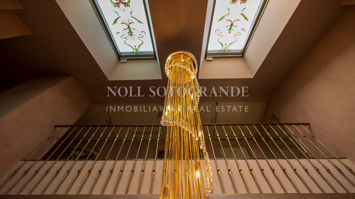 Renoviertes Duplex-Penthaus in Valgrande zu verkaufen