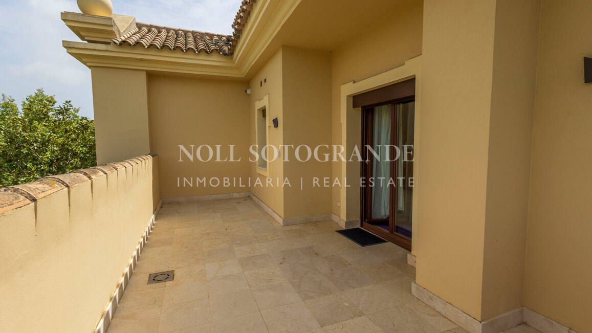 Renoviertes Duplex-Penthaus in Valgrande zu verkaufen