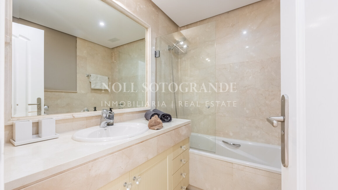 Sotogrande Marina-Isla Tortuga schicke Wohnung zu vermieten