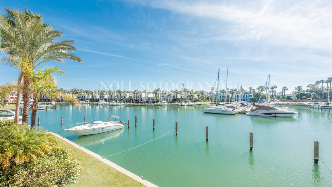 Sotogrande Marina-Isla Tortuga schicke Wohnung zu vermieten