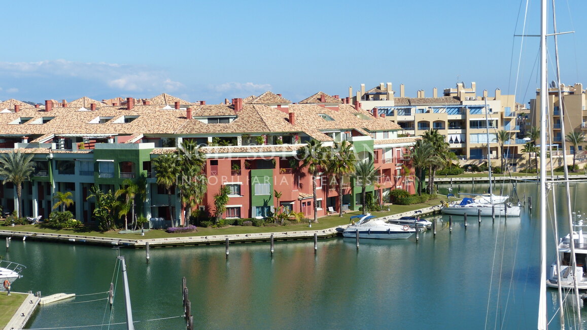 Sotogrande Marina-Isla Tortuga schicke Wohnung zu vermieten