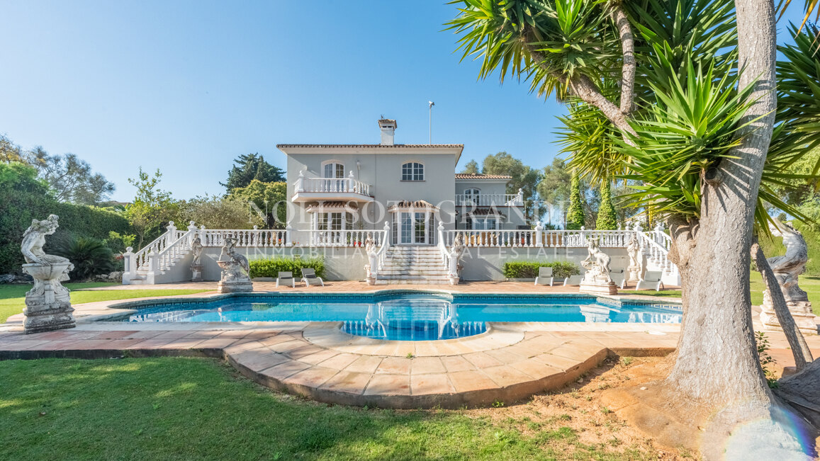 Villa mit grossem Grundstück zum Verkauf Sotogrande Costa