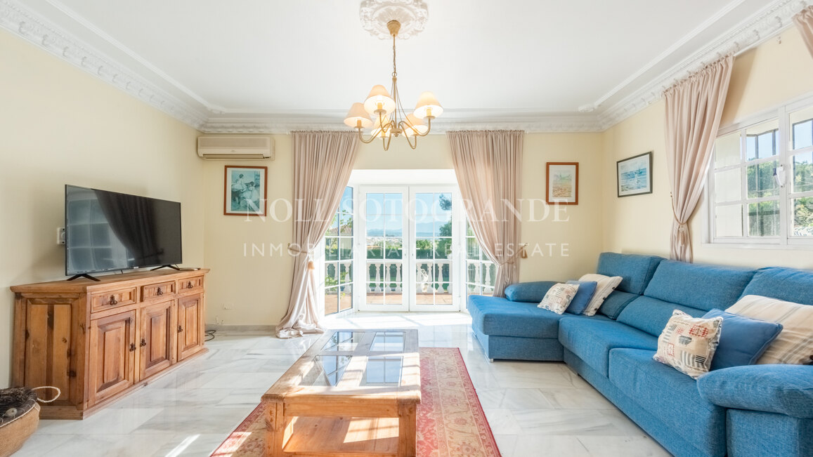 Villa mit grossem Grundstück zum Verkauf Sotogrande Costa