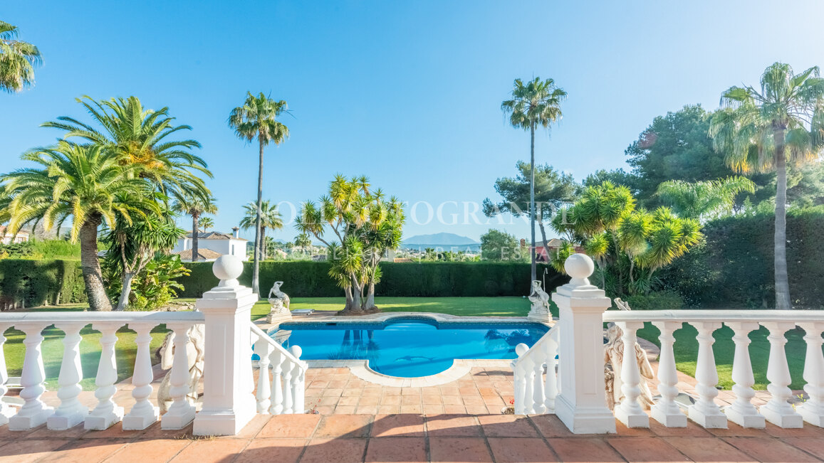 Villa mit grossem Grundstück zum Verkauf Sotogrande Costa