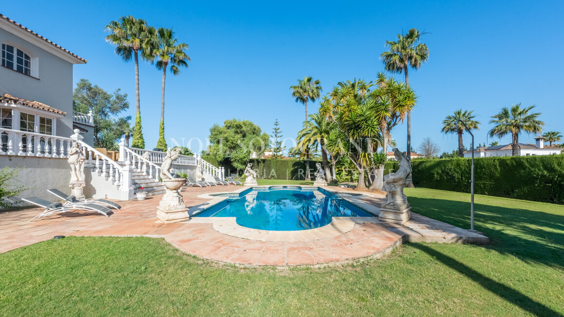 Villa mit grossem Grundstück zum Verkauf Sotogrande Costa