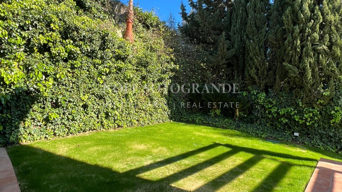 Villa mit 4 Schlafzimmern zur Langzeitmiete in Sotogrande Alto