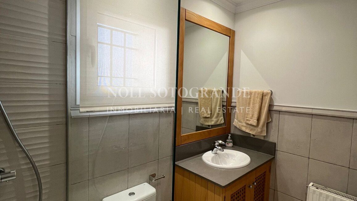 Villa mit 4 Schlafzimmern zur Langzeitmiete in Sotogrande Alto