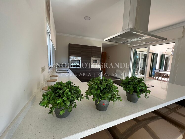 Villa mit 4 Schlafzimmern zur Langzeitmiete in Sotogrande Alto