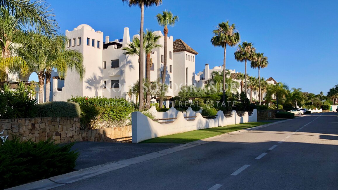 Wohnung mit drei Schlafzimmern zur Vermietung in El Polo de Sotogrande