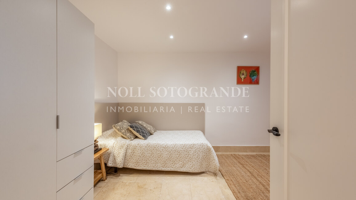 Wohnung mit drei Schlafzimmern zur Vermietung in El Polo de Sotogrande