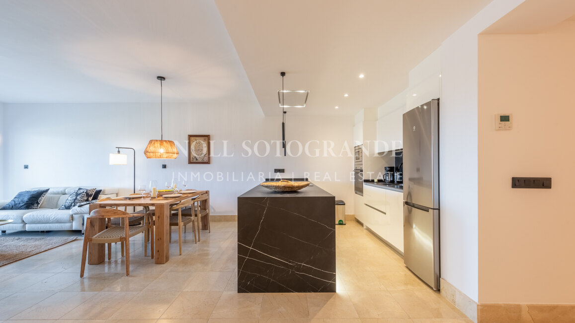 Wohnung mit drei Schlafzimmern zur Vermietung in El Polo de Sotogrande