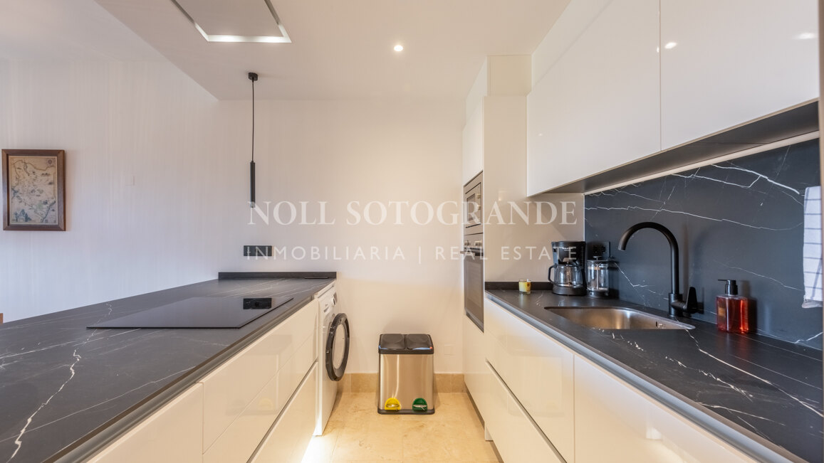 Wohnung mit drei Schlafzimmern zur Vermietung in El Polo de Sotogrande