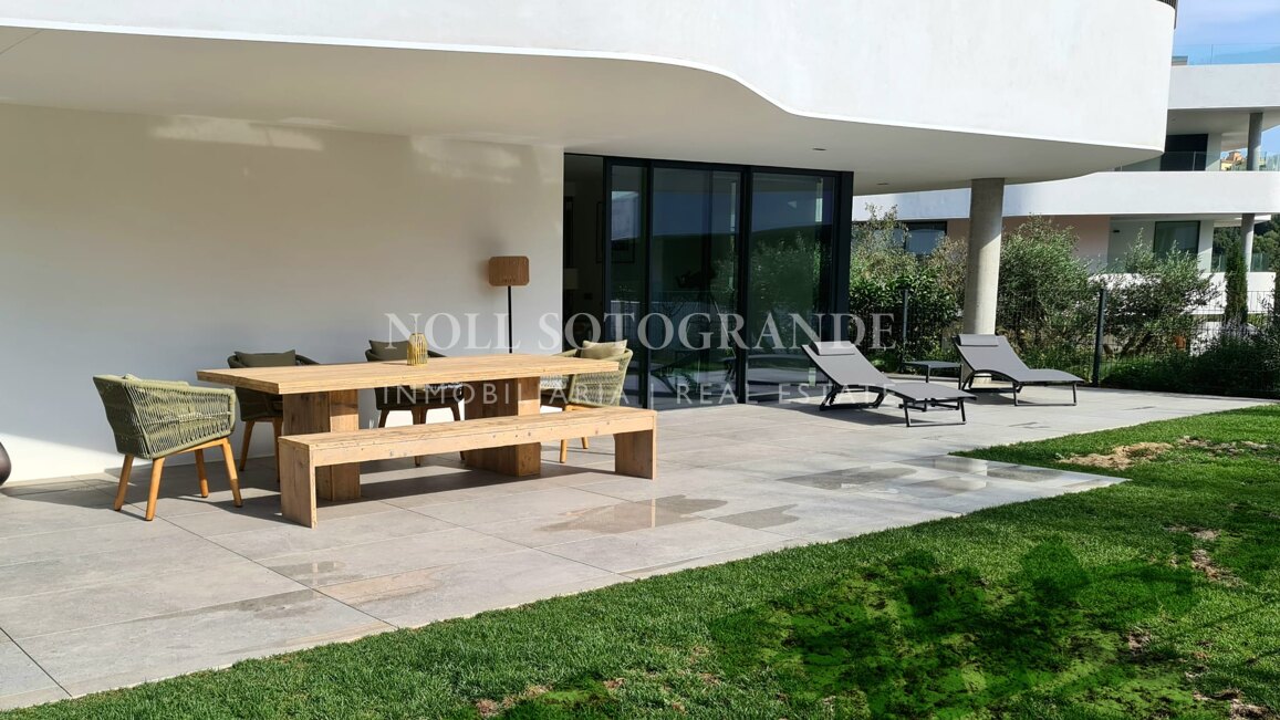 Erdgeschosswohnung zur Ferienvermietung in Village Verde, Sotogrande Phase 1 verfügbar