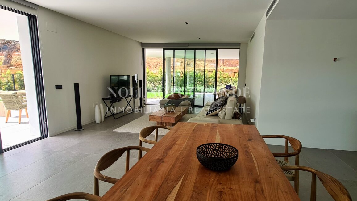 Erdgeschosswohnung zur Ferienvermietung in Village Verde, Sotogrande Phase 1 verfügbar