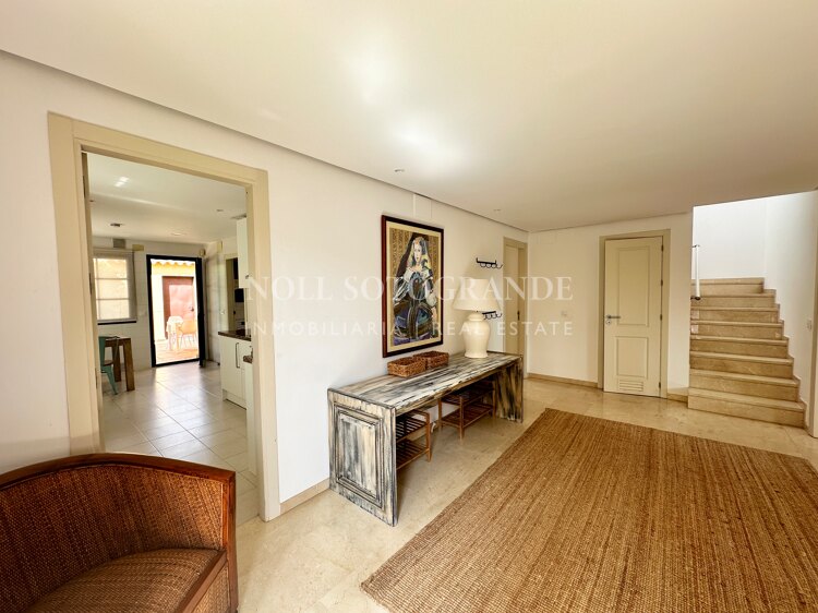 Casa de lujo con 4 dormitorios en Los Granados, Sotogrande Costa – Disponible para alquiler