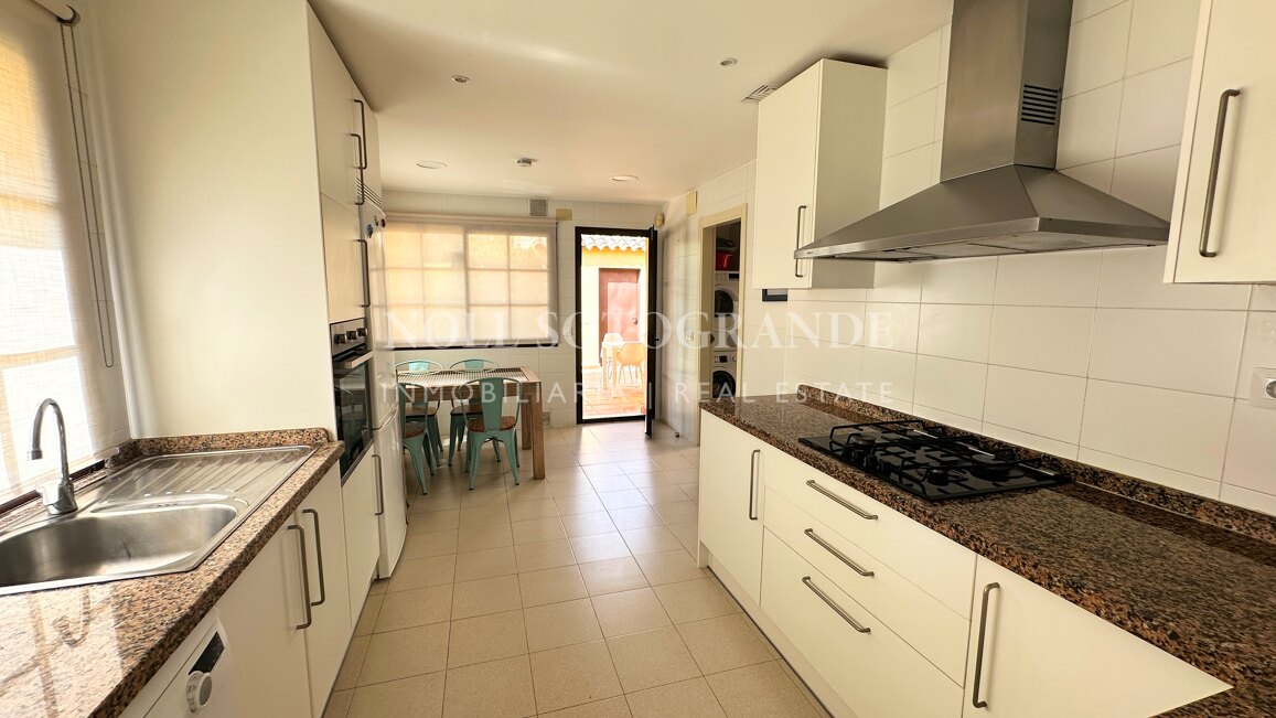 Luxuriöses 4-Schlafzimmer-Haus in Los Granados, Sotogrande Costa – zur Vermietung