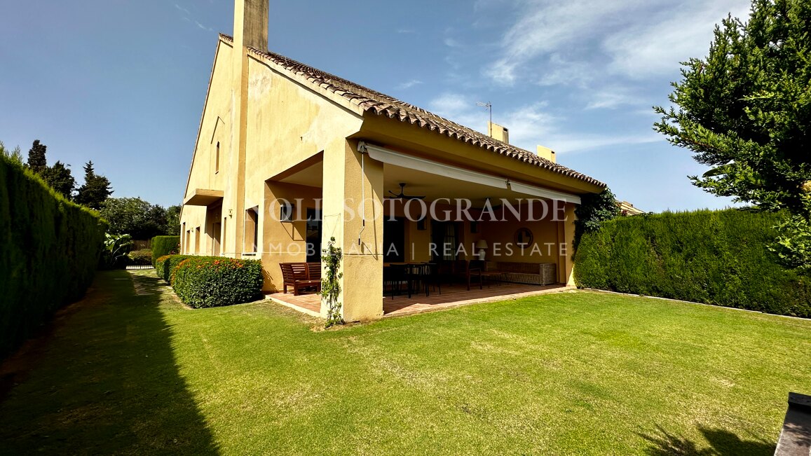 Luxuriöses 4-Schlafzimmer-Haus in Los Granados, Sotogrande Costa – zur Vermietung