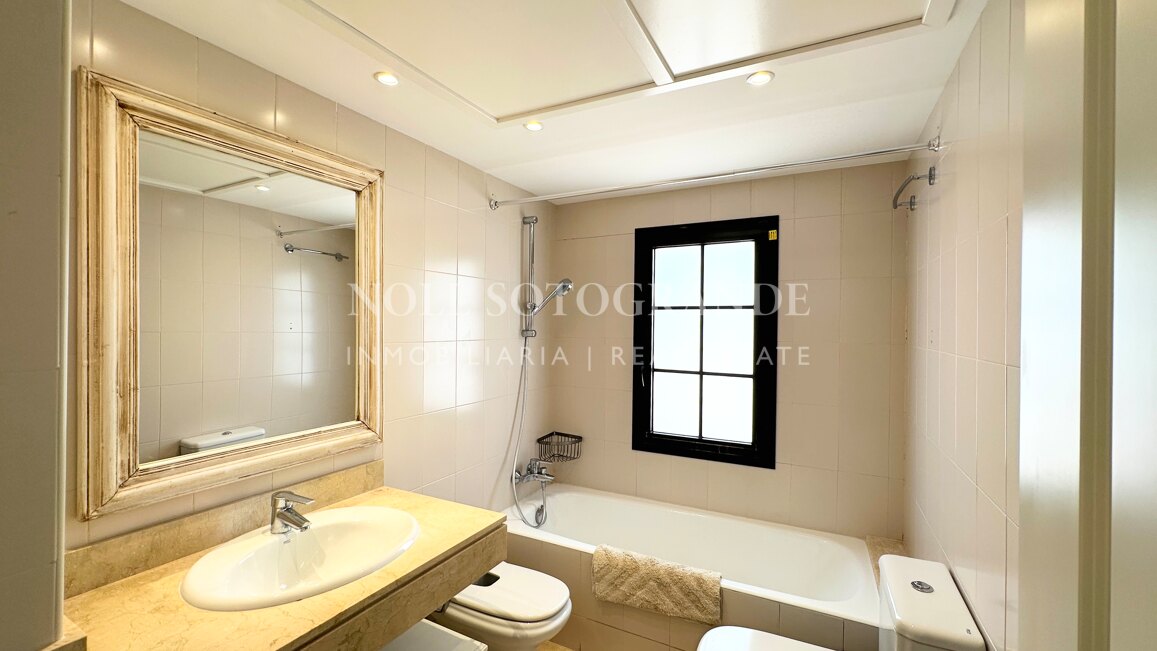 Luxuriöses 4-Schlafzimmer-Haus in Los Granados, Sotogrande Costa – zur Vermietung