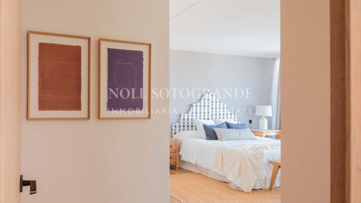 Villa Basswood - Moderne Villa in Sotogrande Costa mit privatem Pool & tropischem Garten