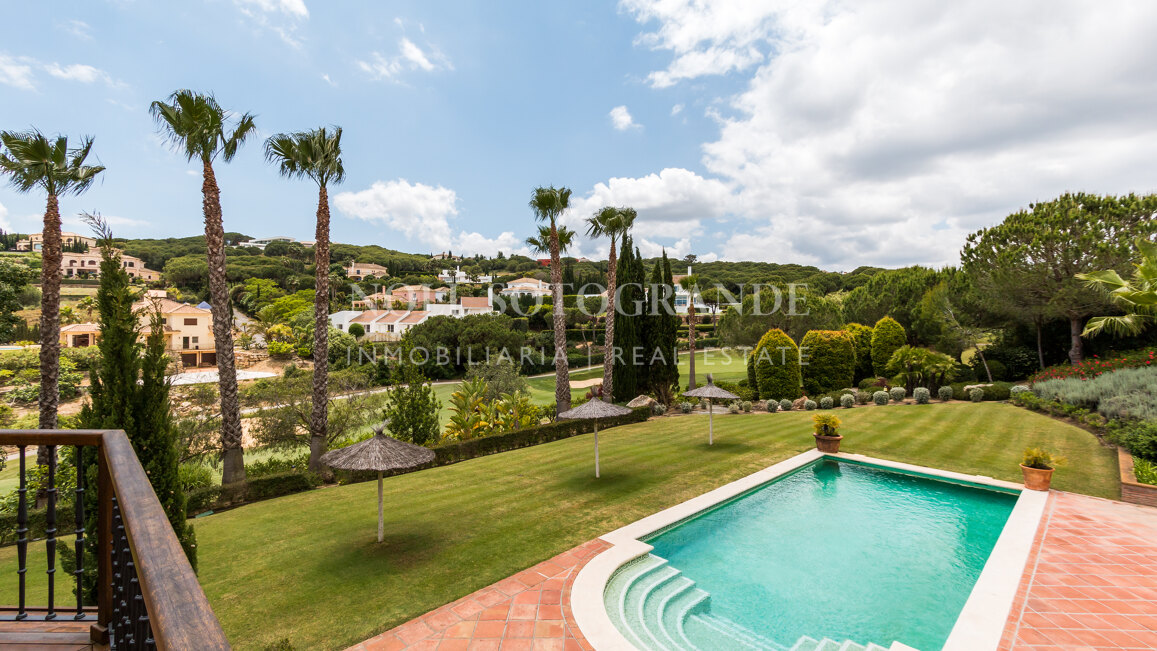 Villa Foxglove - Traditionelle Villa mit Charme und Charakter zum Verkauf in Sotogrande Alto