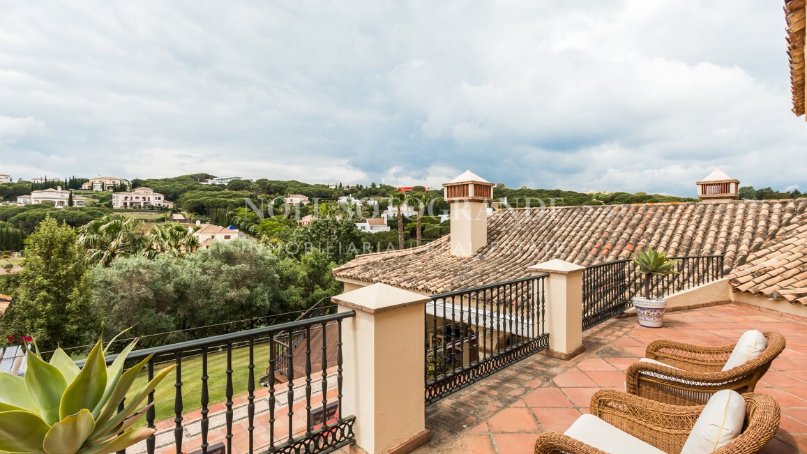 Villa Foxglove - Traditionelle Villa mit Charme und Charakter zum Verkauf in Sotogrande Alto