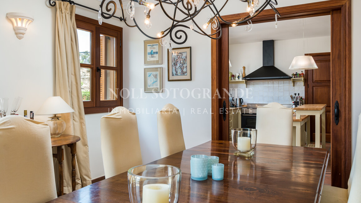 Villa Foxglove - Traditionelle Villa mit Charme und Charakter zum Verkauf in Sotogrande Alto