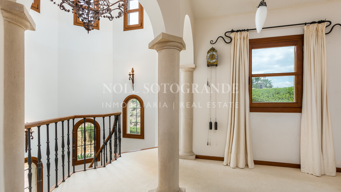 Villa Foxglove - Traditionelle Villa mit Charme und Charakter zum Verkauf in Sotogrande Alto