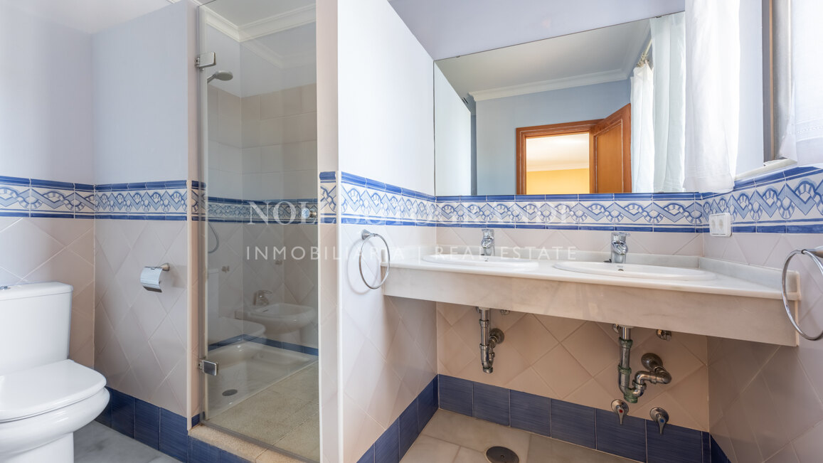 Luxuriöse 8-Schlafzimmer-Villa zur Vermietung in Kings & Queens, Sotogrande