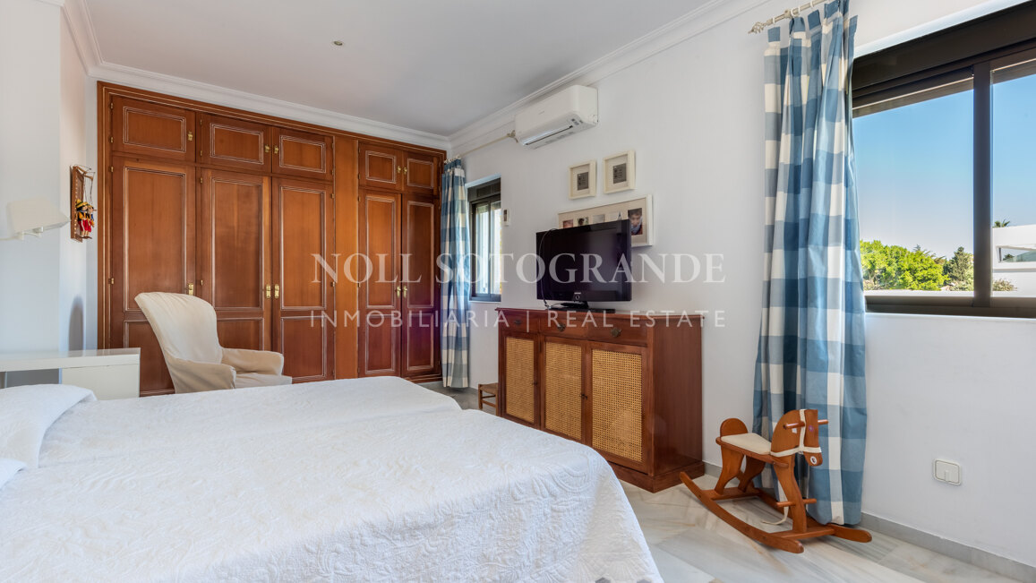 Luxuriöse 8-Schlafzimmer-Villa zur Vermietung in Kings & Queens, Sotogrande