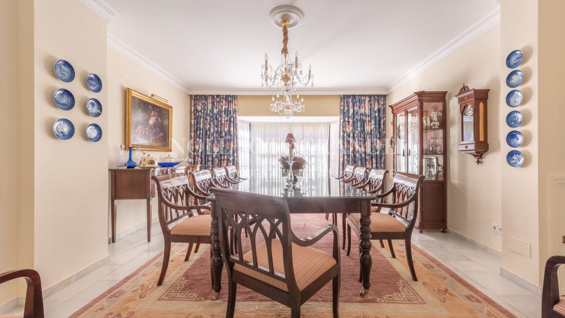 Luxuriöse 8-Schlafzimmer-Villa zur Vermietung in Kings & Queens, Sotogrande