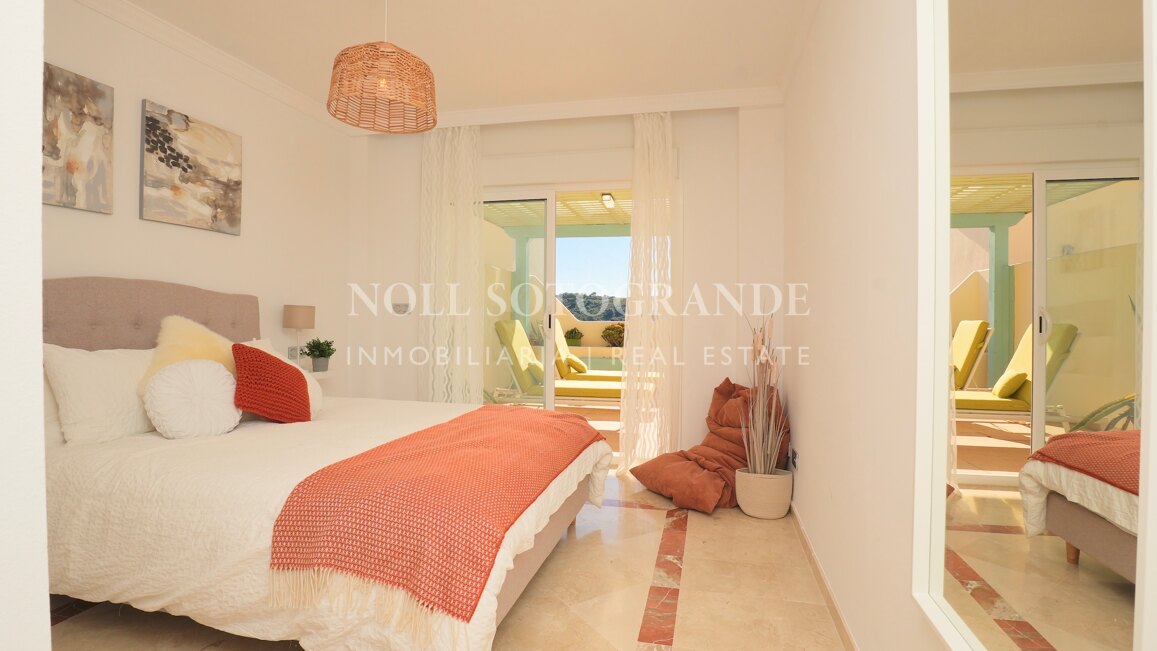 Luxurious 3-Bedroom Penthouse in San Roque Club with Sea Views