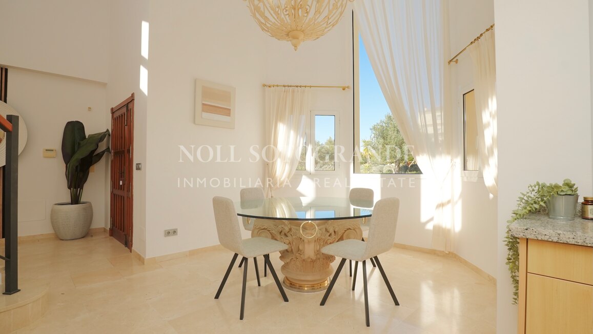 Luxurious 3-Bedroom Penthouse in San Roque Club with Sea Views