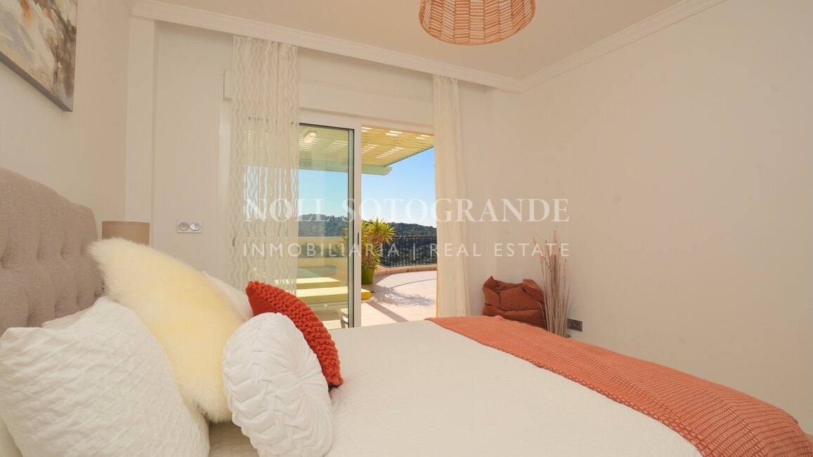 Luxurious 3-Bedroom Penthouse in San Roque Club with Sea Views