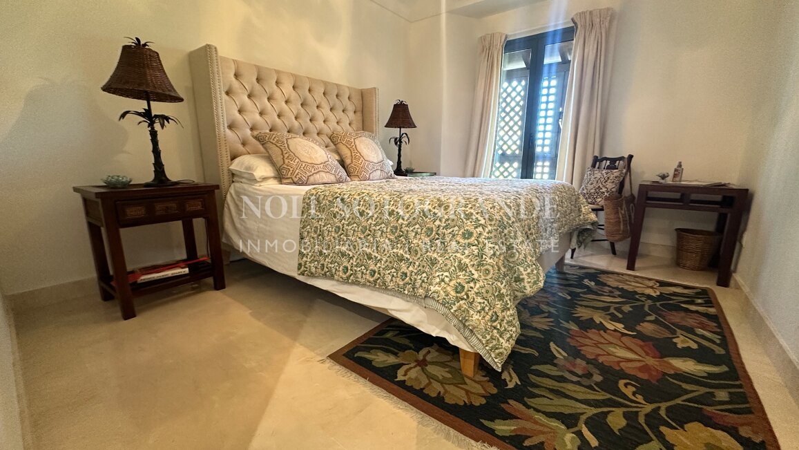 Luxuriöses Penthouse mit 3 Schlafzimmern und privatem Pool in der Marina von Sotogrande