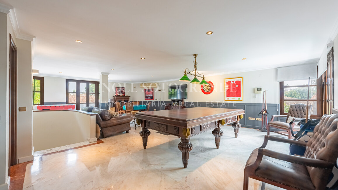 Erstklassige Golfimmobilie in erster Linie zu verkaufen in Kings & Queens, Sotogrande