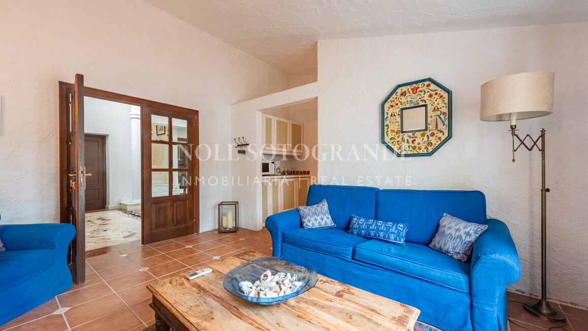 Erstklassige Golfimmobilie in erster Linie zu verkaufen in Kings & Queens, Sotogrande