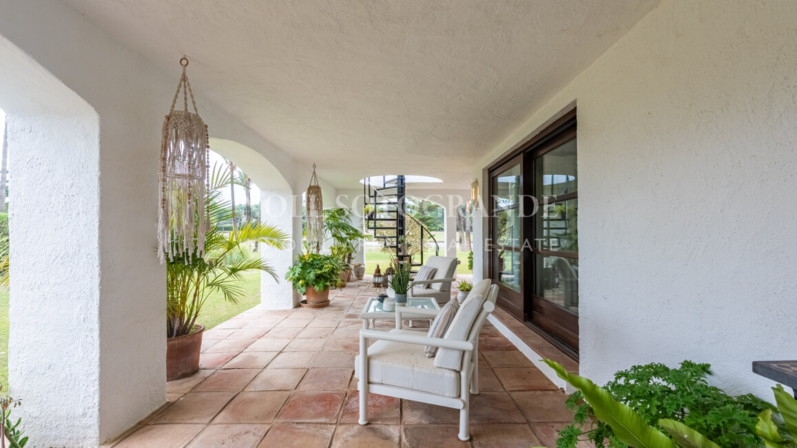 Erstklassige Golfimmobilie in erster Linie zu verkaufen in Kings & Queens, Sotogrande