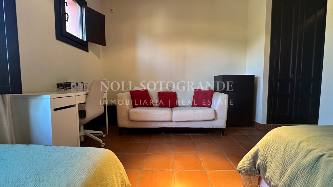 Luxuriöse 2-Schlafzimmer Reihenhaus in Cortijos de La Reserva