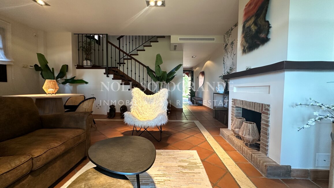 Luxuriöse 2-Schlafzimmer Reihenhaus in Cortijos de La Reserva