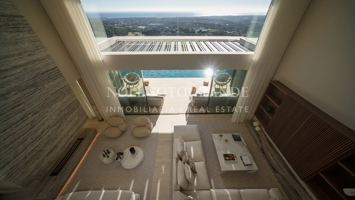 Moderne Villa mit unvergleichlichem Meerblick in Sotogrande