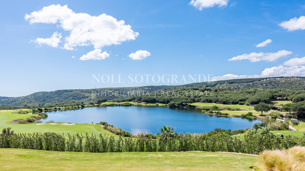 Villa Gazania - Zeitgenössische Villa zum Verkauf Sotogrande Alto