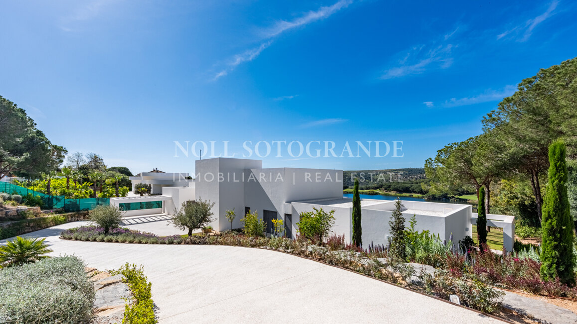 Villa contemporanea a la venta Sotogrande Alto