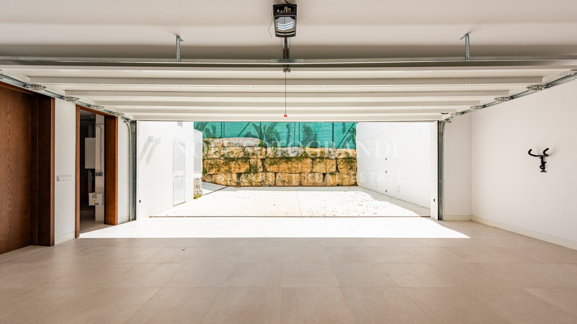 Villa Gazania - Zeitgenössische Villa zum Verkauf Sotogrande Alto