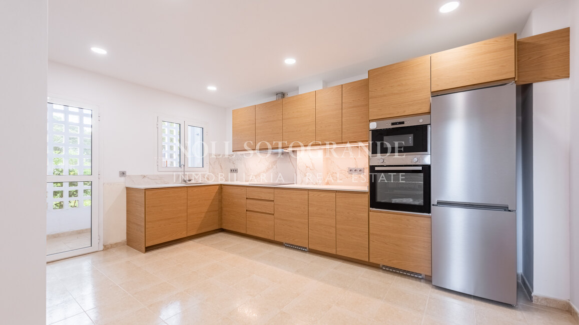 Refurbished 3-bedroom semi-detached home in San Roque Club