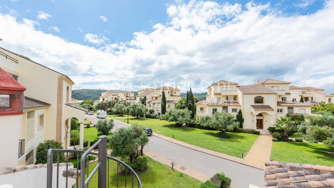 Refurbished 3-bedroom semi-detached home in San Roque Club