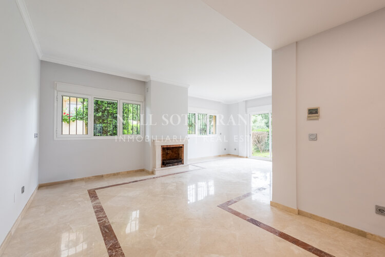 Renoviertes Reihenhaus mit 3 Schlafzimmern im San Roque Club