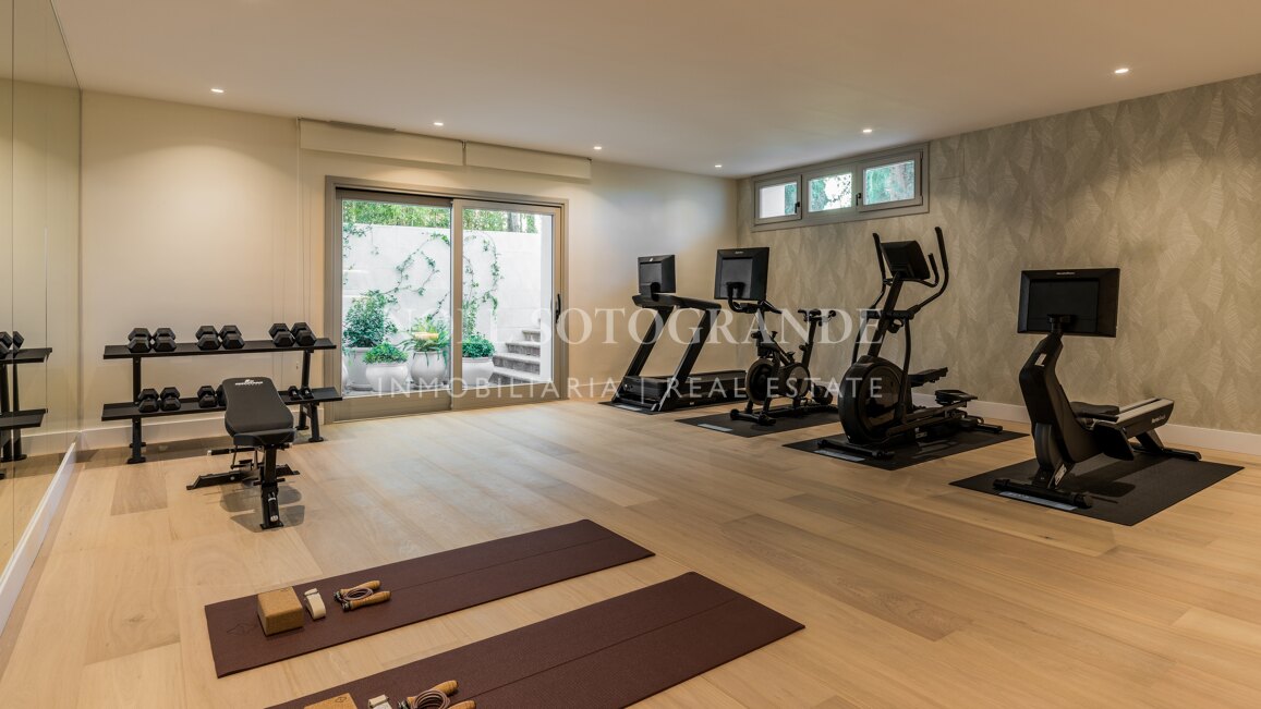 Villa Garden Pea Blossom - Atemberaubende traditionelle Villa in erster Golflinie und Panoramablick in Sotogrande