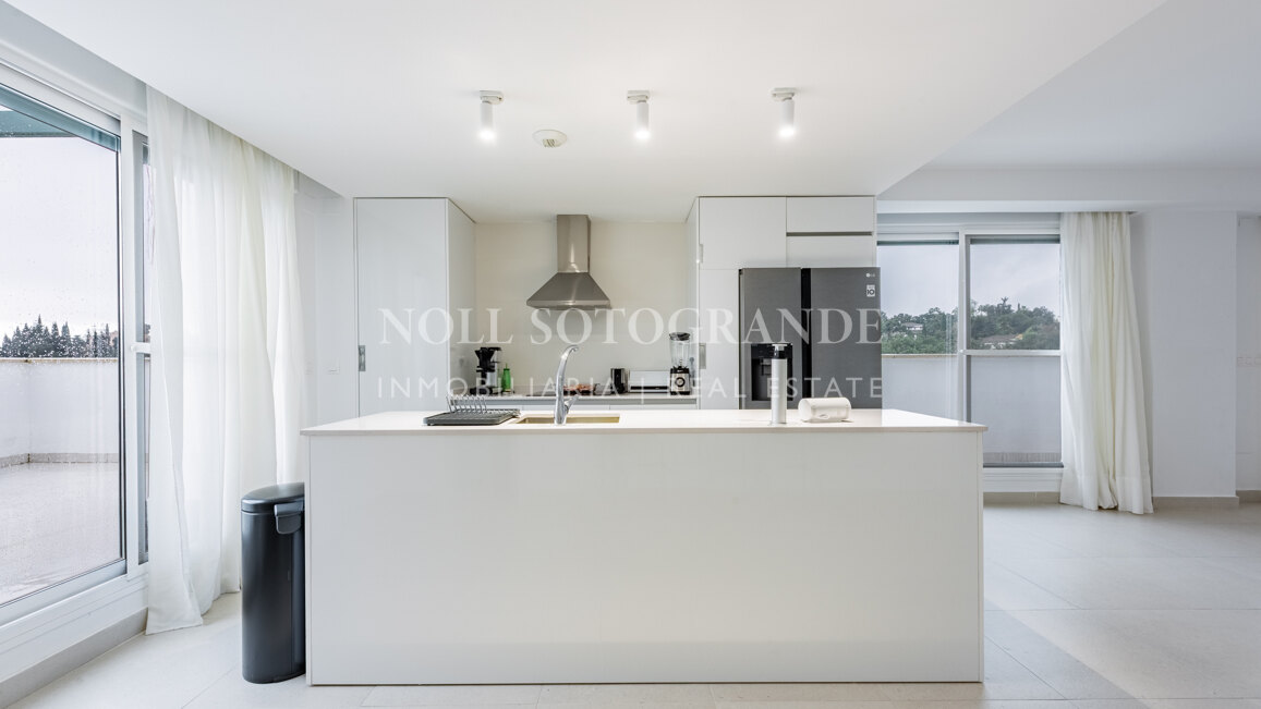 Spacious 3-Bedroom Penthouse for Sale in La Reserva