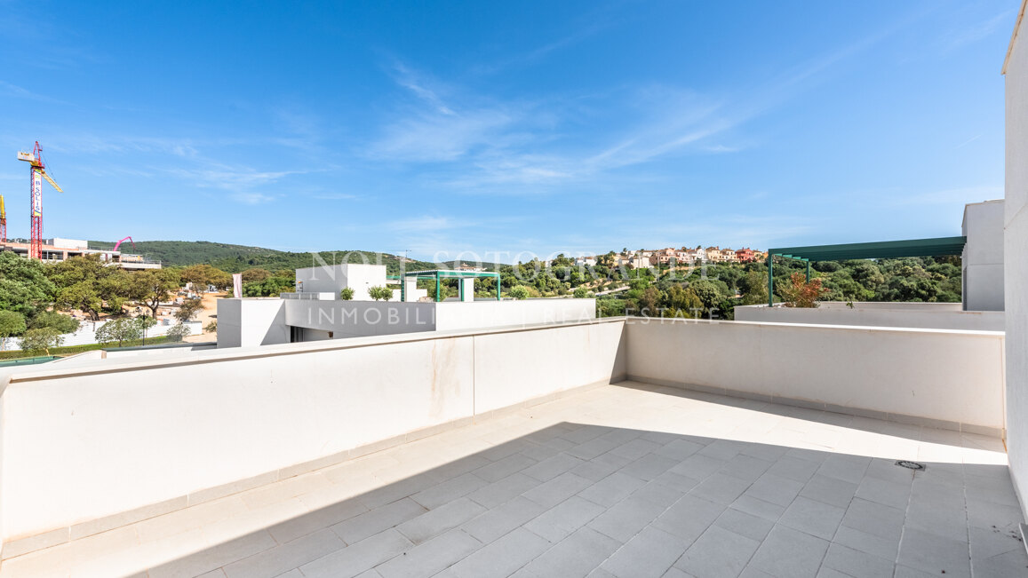 Spacious 3-Bedroom Penthouse for Sale in La Reserva