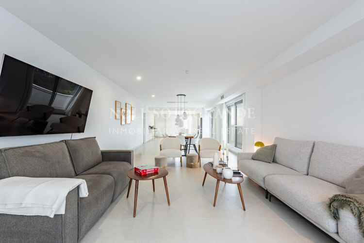 Spacious 3-Bedroom Penthouse for Sale in La Reserva